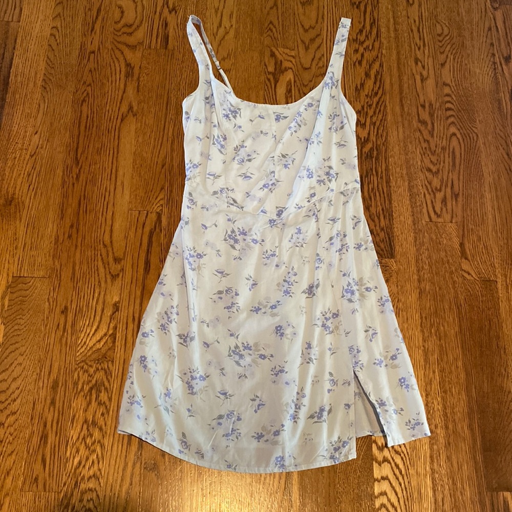 abercrombie floral mini dress. NEVER WORN